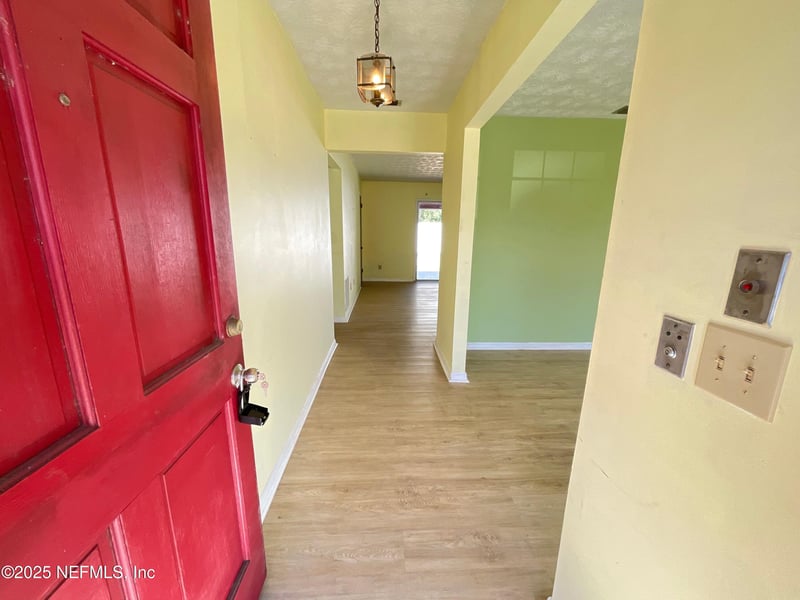 4801 Black Pine Ct, Jacksonville, FL 32210