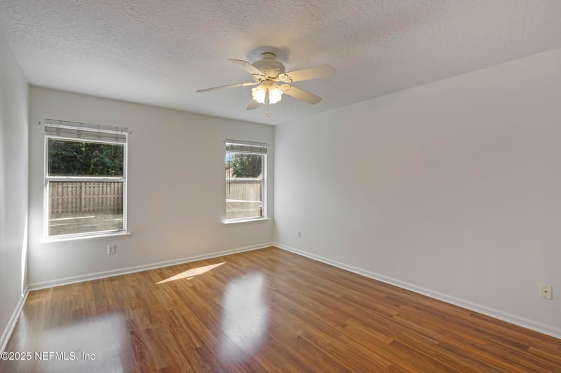 13775 Devan Lee Dr, Jacksonville, FL 32226