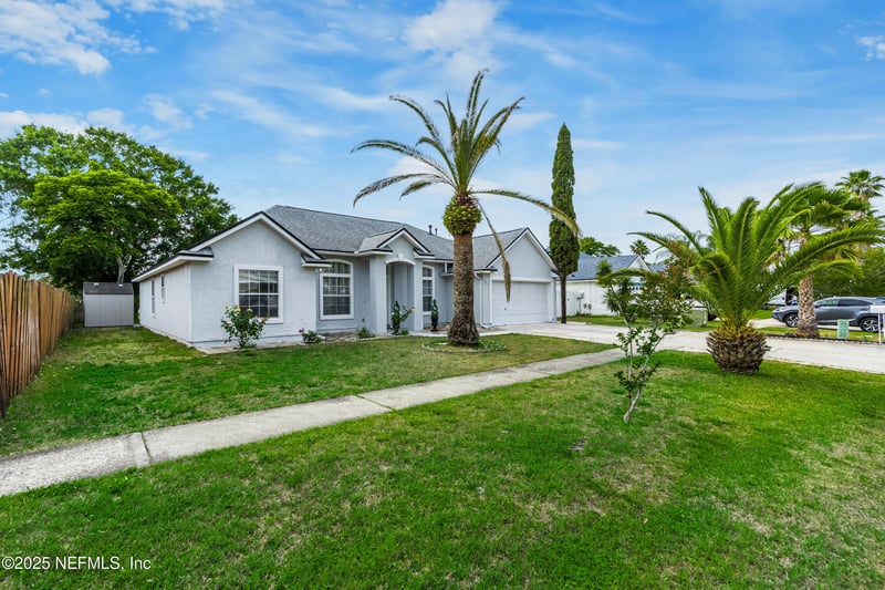 1914 Willesdon Dr, Jacksonville, FL 32246