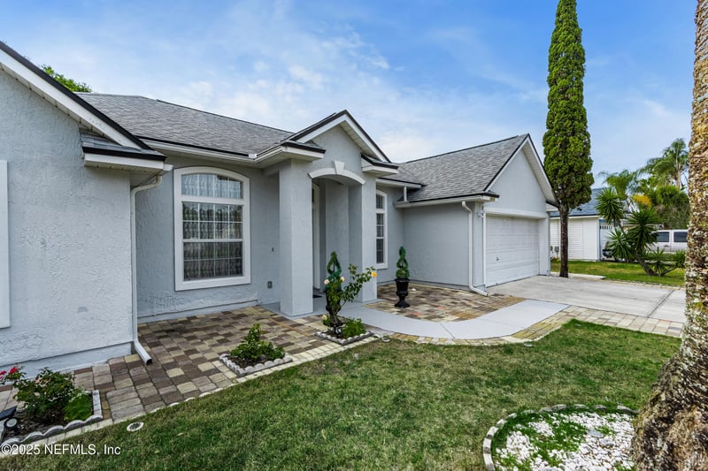 1914 Willesdon Dr, Jacksonville, FL 32246