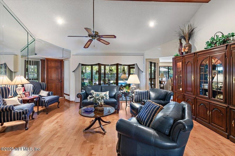 7364 Bent Creek Ct, Jacksonville, FL 32216