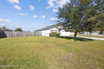 3580 Summit Oaks Dr, Green Cove Springs, FL 32043