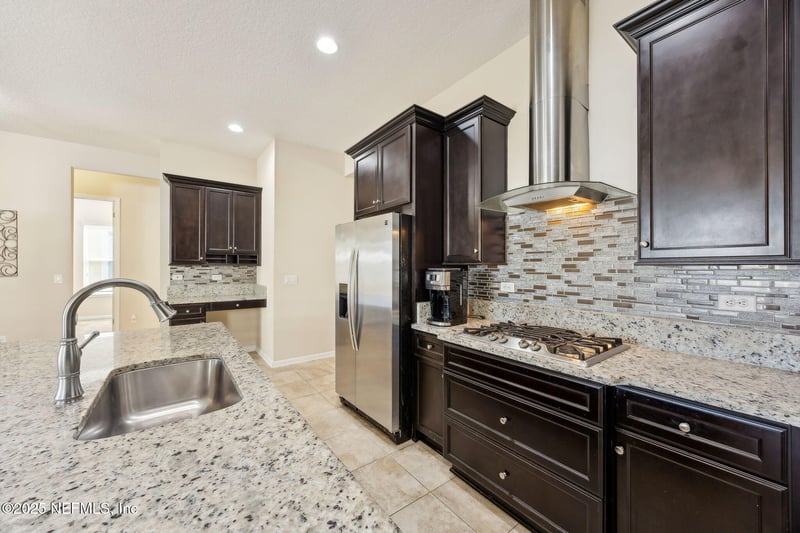 2924 Sea Grape Dr, Fernandina Beach, FL 32034