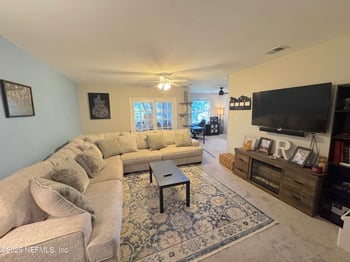 4320 Plaza Gate Ln #302, Jacksonville, FL 32217