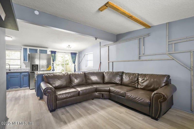 7535 Legrande St, Jacksonville, FL 32244