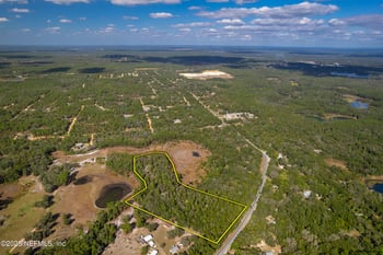 126 Keuka Cemetary Rd, Interlachen, FL 32148