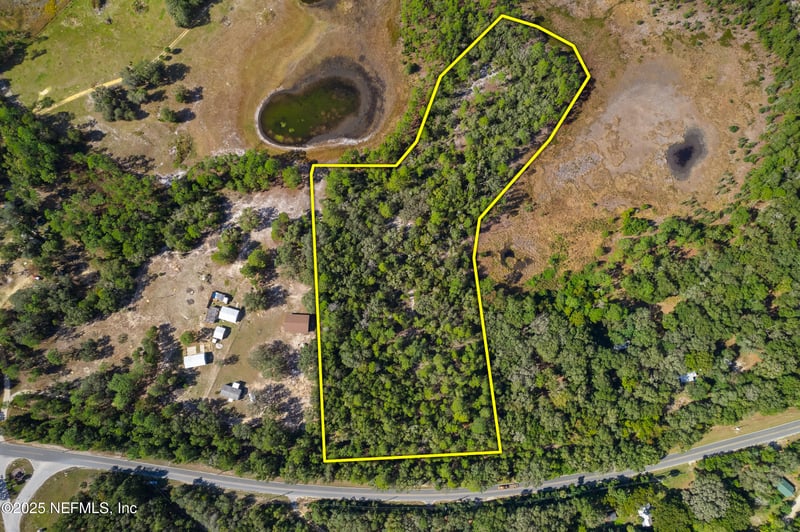 126 Keuka Cemetary Rd, Interlachen, FL 32148