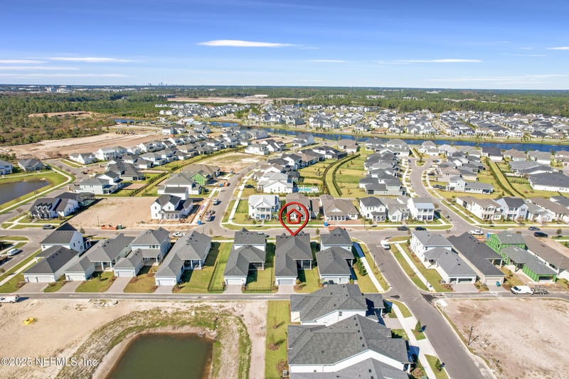 12114 Grand Pine Dr, Jacksonville, FL 32224