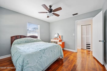 5749 Cedar Park Ln, Jacksonville, FL 32210