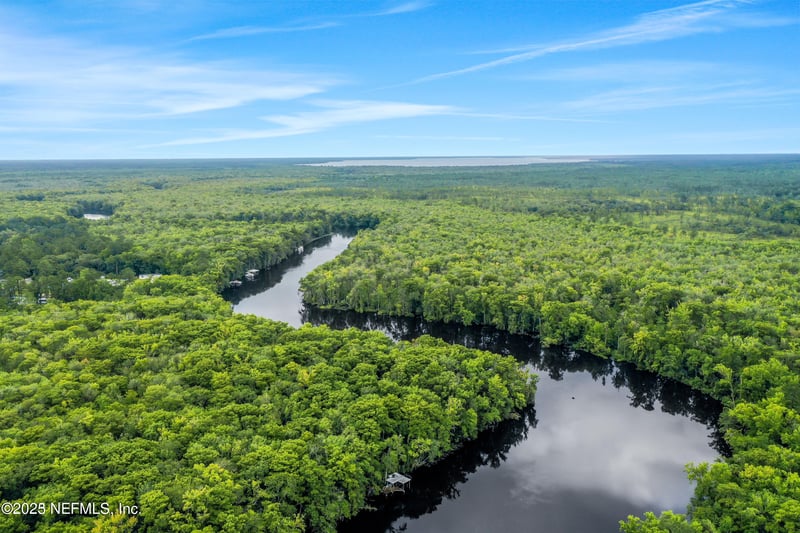 115 Walt Ln, Satsuma, FL 32189