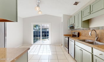 8140 Morristown Trl, Jacksonville, FL 32244