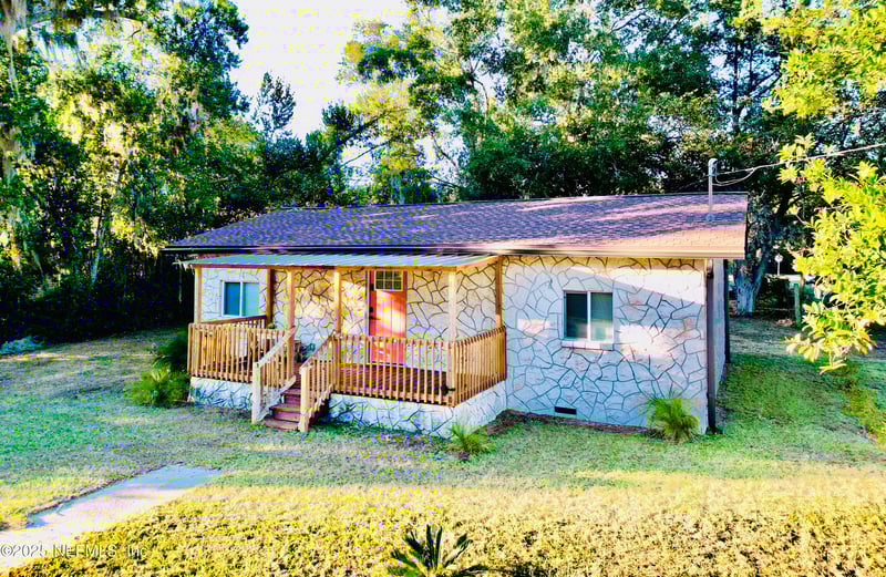 18713 Charlotte Ave, Brooker, FL 32622