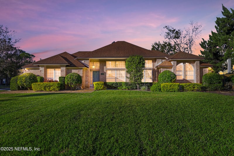 1525 Marshside Dr, Jacksonville Beach, FL 32250