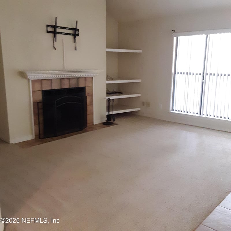 2802 Wood Hill Dr #2802, Jacksonville, FL 32256