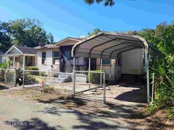 2822 Flanders St #8-19, Jacksonville, FL 32208