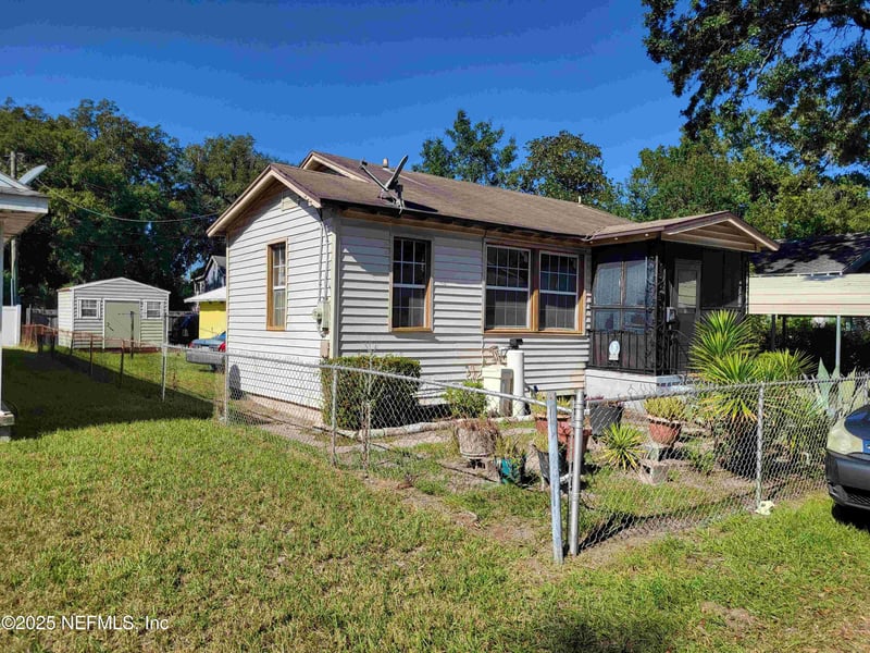 2822 Flanders St #8-19, Jacksonville, FL 32208