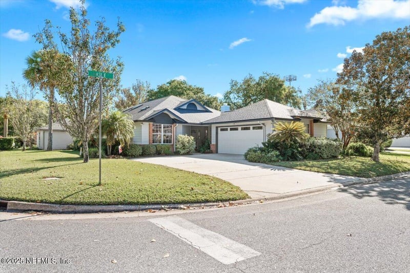 1193 Linkside Ct, Atlantic Beach, FL 32233