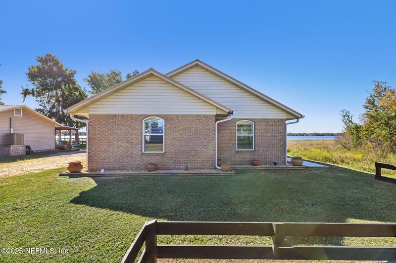 6664 160th St, Starke, FL 32091