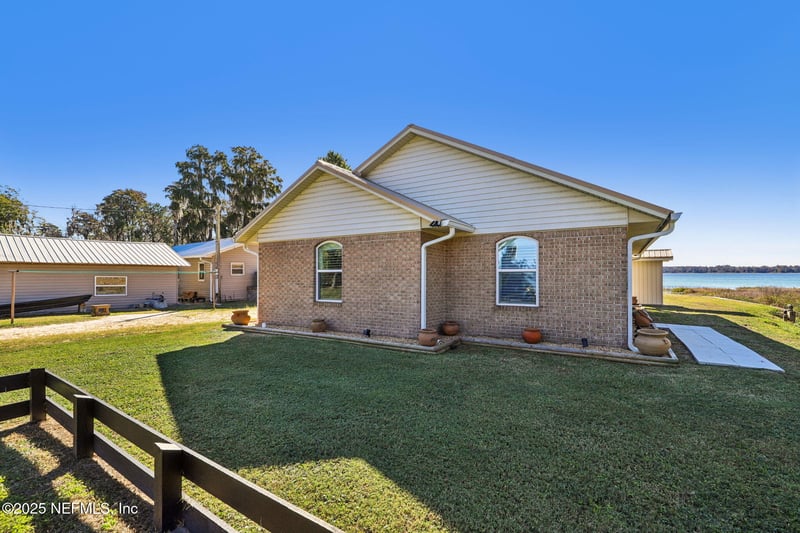 6664 160th St, Starke, FL 32091