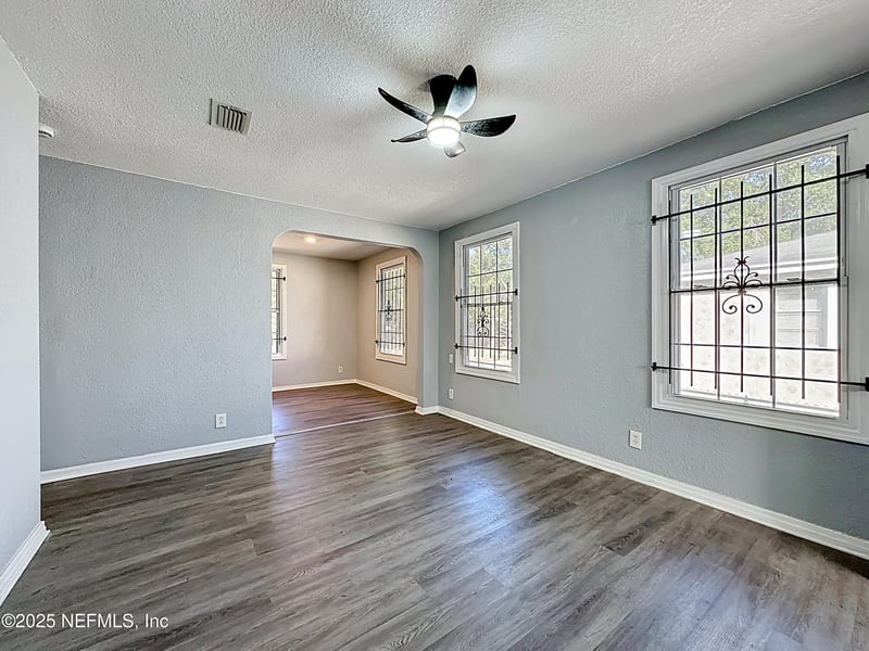 3410 Division St, Jacksonville, FL 32209