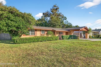 1355 Lamanto Ave, Jacksonville, FL 32211