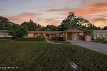 1355 Lamanto Ave, Jacksonville, FL 32211