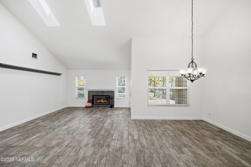 969 Alpine Ridge Ct, Orange Park, FL 32065