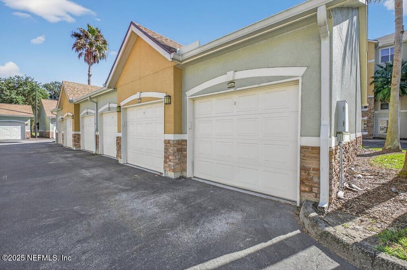 8539 Gate Pw #9325, Jacksonville, FL 32216