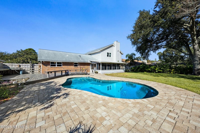 2273 Fallen Tree Dr, Jacksonville, FL 32246