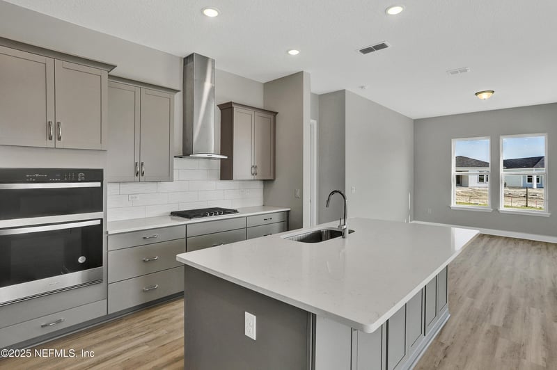 127 Shy Spruce Cir, St Augustine, FL 32092