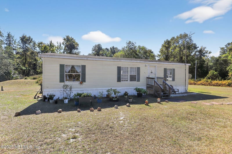 136 Moccasin Creek Ln, Palatka, FL 32177
