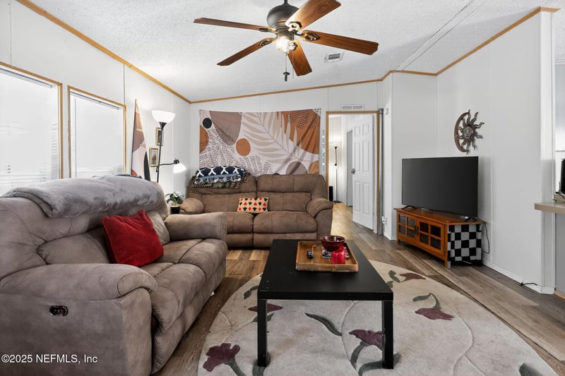 136 Moccasin Creek Ln, Palatka, FL 32177