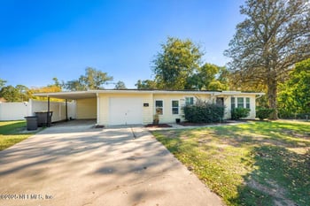 5578 Shorewood Rd, Jacksonville, FL 32210