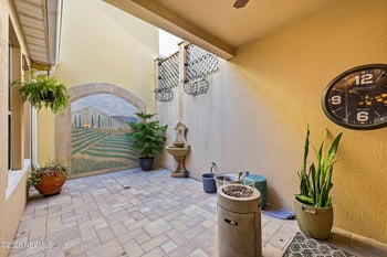 6129 Clearsky Dr, Jacksonville, FL 32258