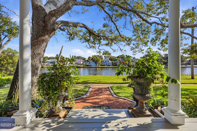 153 Washington St, St Augustine, FL 32084