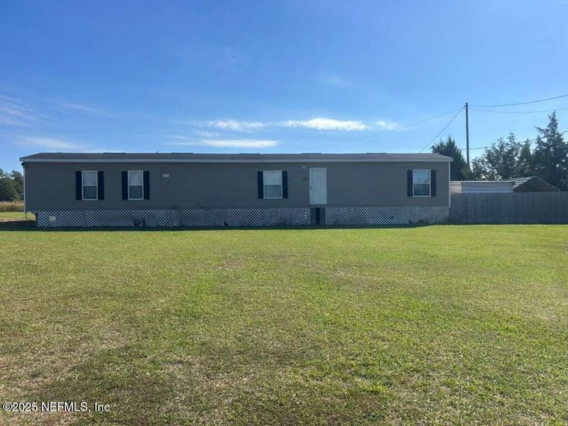 1730 Church St, Marianna, FL 32448