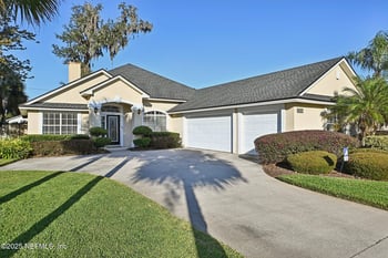 1862 Sentry Oak Ct, Fleming Island, FL 32003