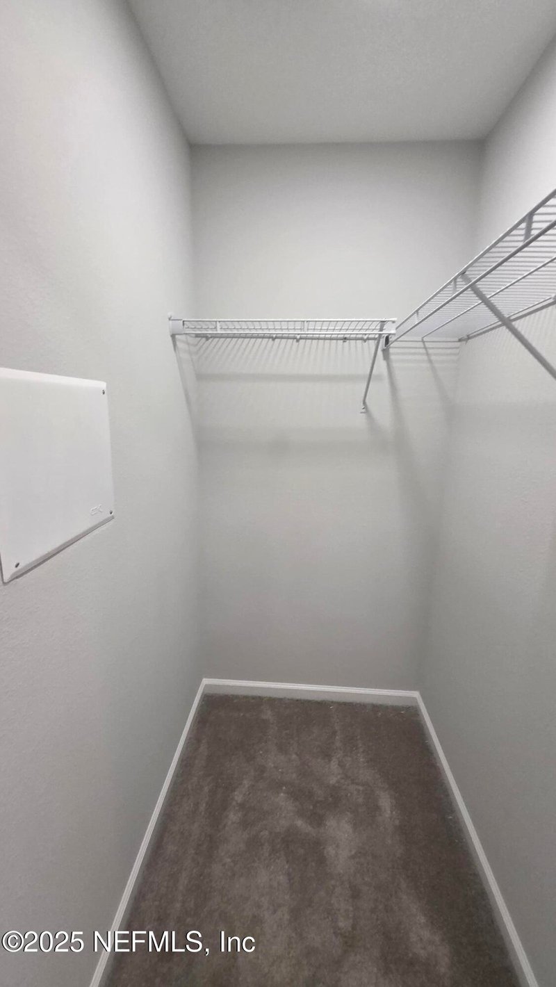 7048 Dunn Ave, Jacksonville, FL 32219