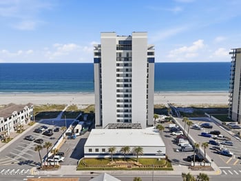 1221 1st St #10B, Jacksonville Beach, FL 32250