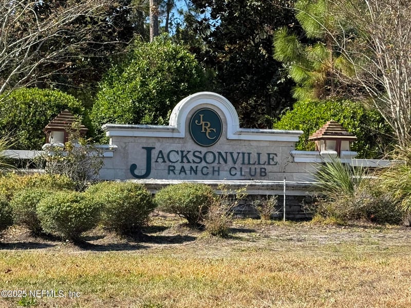 10107 Hunters Chase Ct, Jacksonville, FL 32219