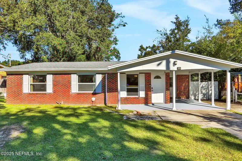 7415 Leroy Dr, Jacksonville, FL 32244