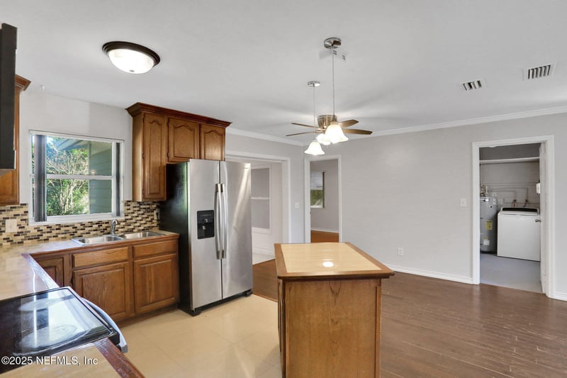 7415 Leroy Dr, Jacksonville, FL 32244