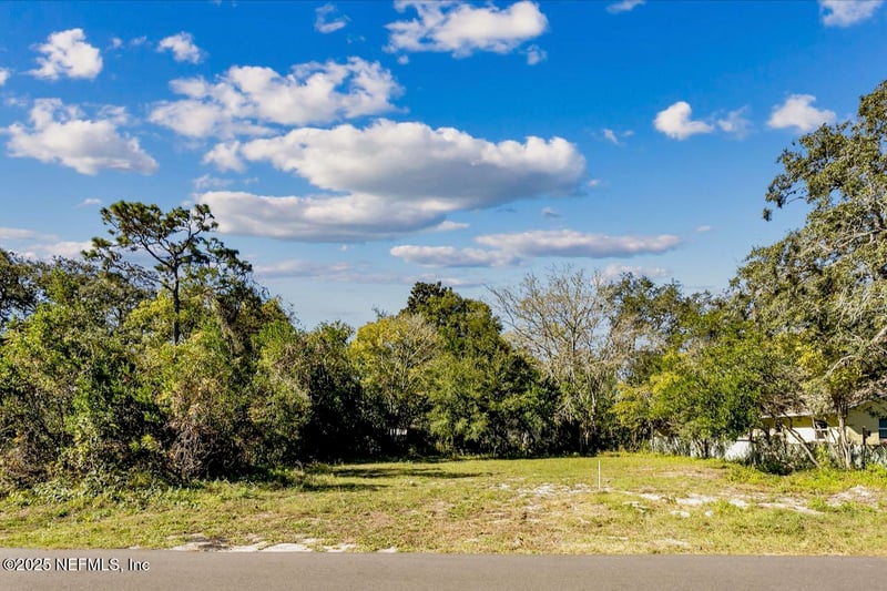 507 12th St, Fernandina Beach, FL 32034