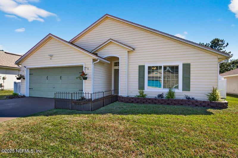 321 Turtle Dove Dr, Orange Park, FL 32073