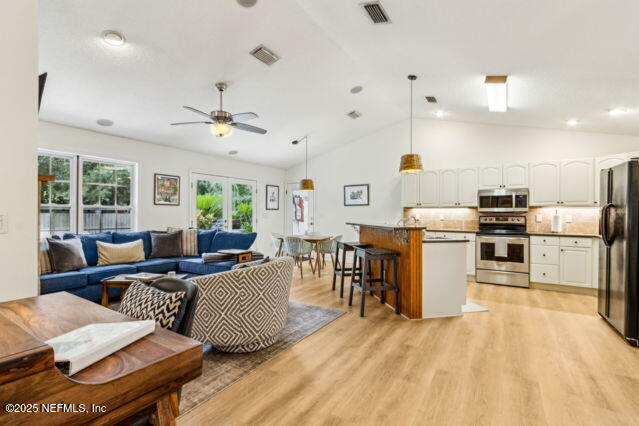 639 Gaines Ln, Fernandina Beach, FL 32034