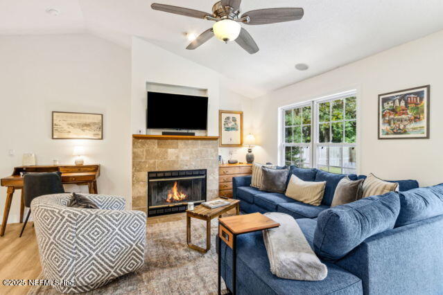 639 Gaines Ln, Fernandina Beach, FL 32034