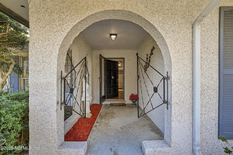 936 Fruitwood Dr, St Johns, FL 32259