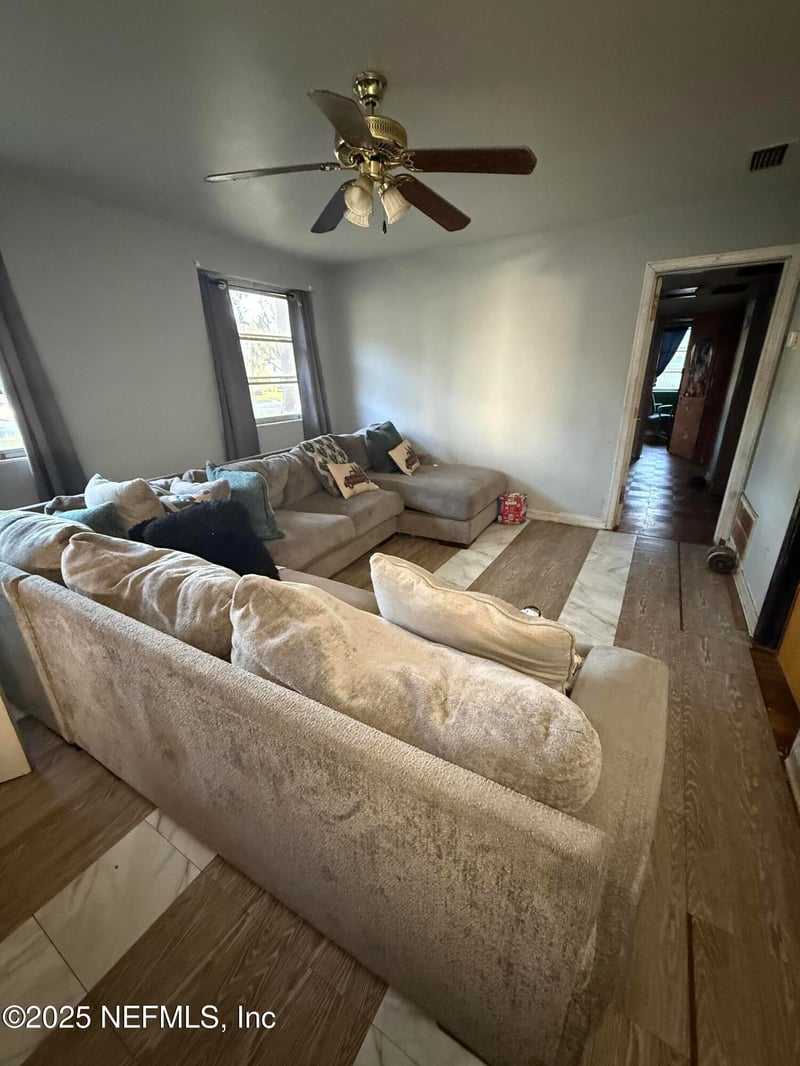 5132 Batley Rd, Jacksonville, FL 32210