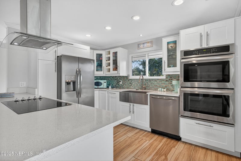 10039 Leisure Ln, Jacksonville, FL 32256