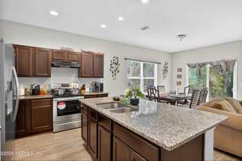 756 Talking Tree Dr, Jacksonville, FL 32205